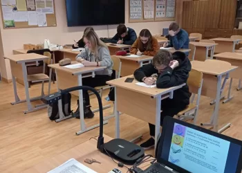 Moksleiviai Diskutavo Apie Darbo Paskirtį Gyvenime