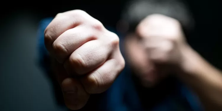 Per Kalėdas Susimušę Vyrai Uždaryti į Areštinę