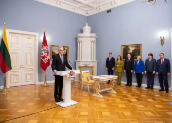 Prezidentas G. Nausėda Pasirašė įstatymo Pataisas Dalyvaujant LSA Vadovams