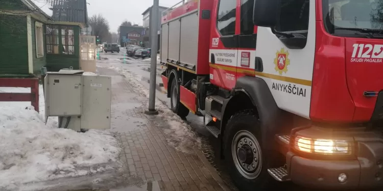 Fotofaktas. Anykščių Centre – Ugniagesiai