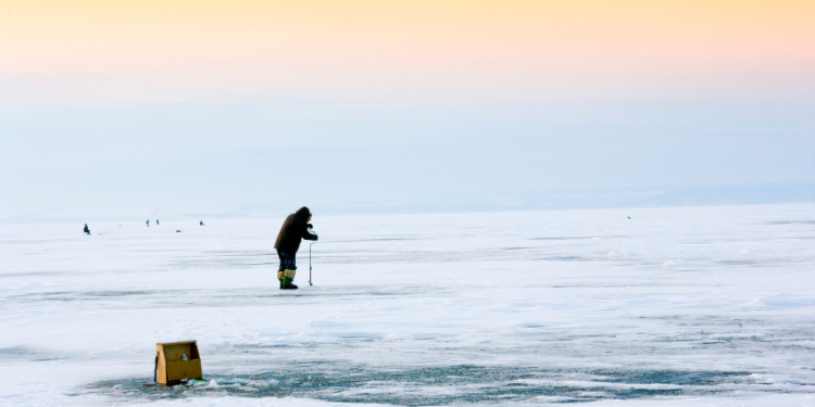 Žvejai Mėgėjai Naujuosius Galės Pasitikti žvejodami