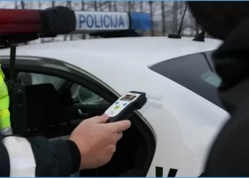 Naujieji Prasidėjo Avarija