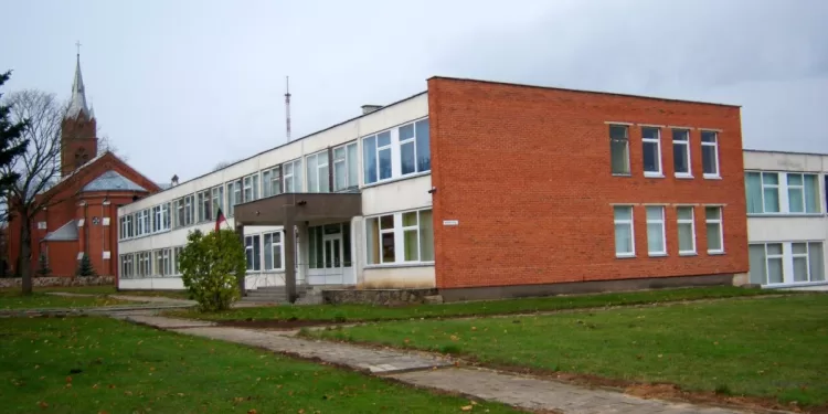 Patalpos Paruoštos, O Ukrainiečių Dar Nėra