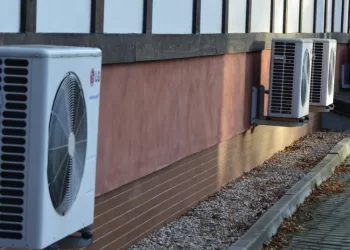 46 Juridiniai Asmenys Gaus Finansavimą Iškastinio Kuro Mažinimui Ar Pakeitimui Atsinaujinančiais Energijos Ištekliais