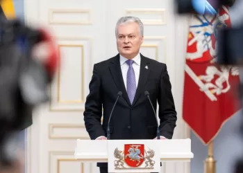 Prezidentas Pasirašė Pataisas, Kurios įveda Kartelę Dešimtokams