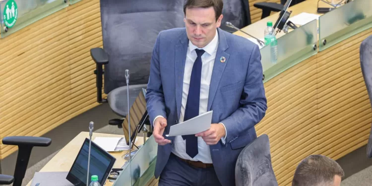 Tomas Tomilinas Ruošia Antsnukį Vyriausybei