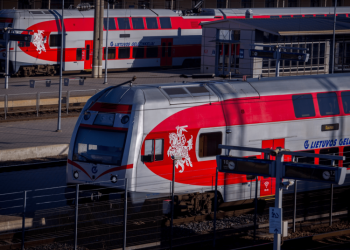 Susisiekimo Ministras M. Skuodis Traukiniu Vyks Vizito į Varšuvą