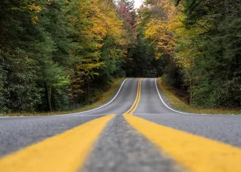 Prastėjančią Kelių Būklę Ir Finansavimo Mažinamą Savivaldybės Laiko Pavojinga Tendencija