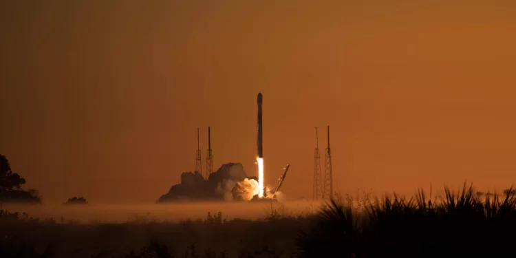 „SpaceX“ paleido šeštąjį naujos kartos GPS palydovą „SpaceX“ paleido šeštąjį naujos kartos GPS palydovą