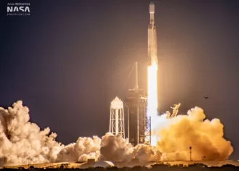 „SpaceX Falcon Heavy“ paleidžia USSF-67 iš 39A