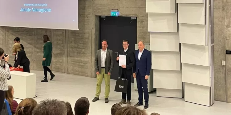 Biliūnietis – Respublikinio Jaunųjų Matematikų Konkurso 1-Mos Vietos Laimėtojas