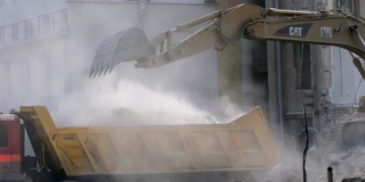 Saugant žmonių Sveikatą Bus Griežčiau Ribojama Dulkes Kelianti  ūkinė Veikla Miestuose Ir Miesteliuose