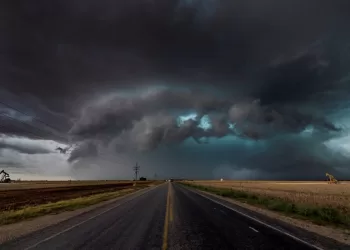 Gamtos Stichijos Pernai Sukėlė Nuostolių Už 313 Mlrd. JAV Dolerių