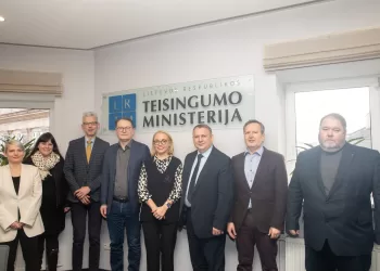 Teisingumo Ministerija: Teisingumas Tarptautinių Nusikaltimų Aukoms Turi Būti Prieinamas Ir Lietuvoje