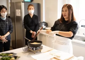 Defector nori parodyti kitą Šiaurės Korėjos pusę: jos virtuvę