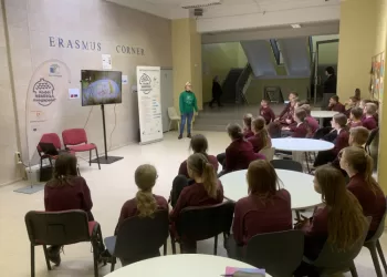 Projektas „Kodėl Nemiega Miegapelė?“ įsibėgėjo: 50 Lietuvos Mokyklų Pristatyta „Eco Schools“ Programa