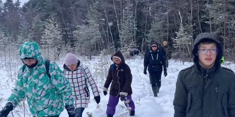 Klampojo Po Pavirinčių – Pakalnių Pelkę Klampojo Po Pavirinčių – Pakalnių Pelkę