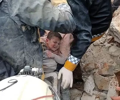 Turkijoje ir Sirijoje po dviejų galingų žemės drebėjimų žuvo daugiau nei 3500 žmonių Turkijoje ir Sirijoje po dviejų galingų žemės drebėjimų žuvo daugiau nei 3500 žmonių