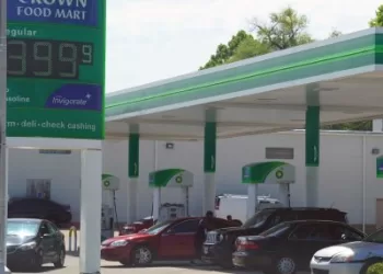 BP padidins investicijas į naftą ir dujas, nes pelnas padvigubės
