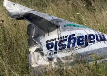 Tyrimas rodo, kad Vladimiras Putinas greičiausiai patvirtino raketą, numušusią MH17