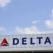 Į Niujorką skridęs „Delta Airlines“ keleivinis skrydis avariniu būdu nusileido Škotijoje Į Niujorką skridęs „Delta Airlines“ keleivinis skrydis avariniu būdu nusileido Škotijoje