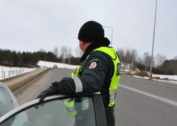 Išėjo į Mokyklą Ir Dingo