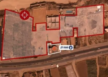 Didėjant įtampai, Izraelis atakuoja „Hamas“ Gazos ruože