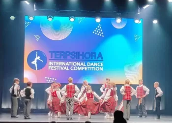 Anykščių šokėjai Pasižymėjo Tarptautiniame Konkurse Rygoje