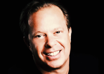 „Smegenys neskiria, kuri patirtis yra fizinė, o kuri emocinė“ – pagrindinis Joe Dispenza atradimas