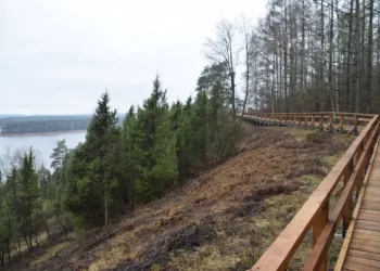 Atidaromas Atnaujintas Arlaviškių (Kadagių Slėnio) Pažintinis Takas