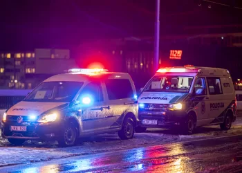 Pareigūnams Skubant į įvykius Nereikės Atlyginti Materialinės žalos  