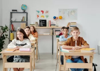 Mokiniai Ir Jų Tėvai Kviečiami į Interaktyvias Vokiečių Ir Prancūzų Kalbų Pamokas