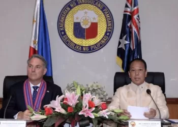 Filipinų ir Australijos pareigūnai aptarė bendrą patruliavimą Pietų Kinijos jūroje