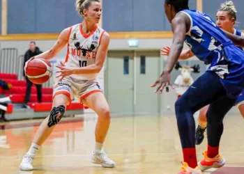 Klaipėdos Derbį Laimėjo LCC Merginos