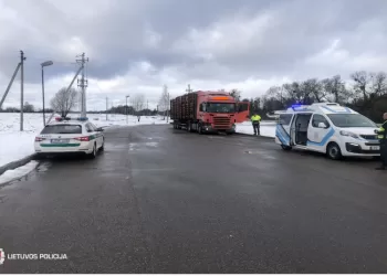 Prie Padidinto Pavojaus Transporto Priemonių Vairo – Ir Neblaivūs, Ir Saugos Diržų Nesegintys  Vairuotojai