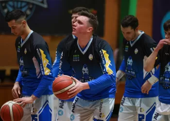 Gausių žiūrovų Palaikomas „KKSC–Elmis“ Sutriuškino Birštono Komandą