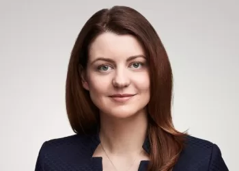 Atvyksta Dar Viena Ministrė