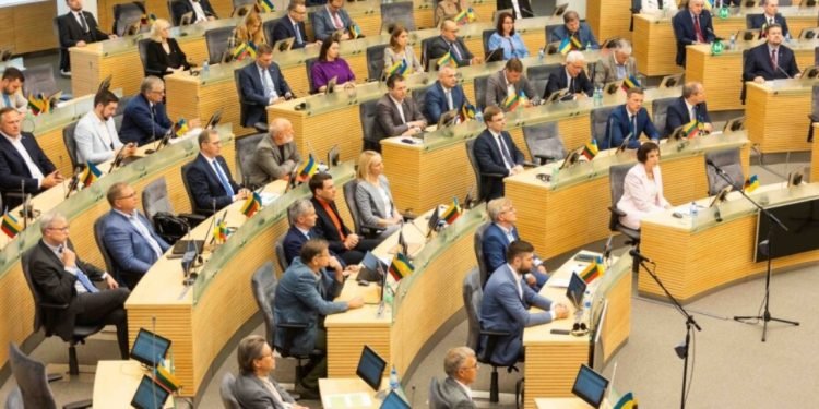 Opozicija nori ištirti ryšius tarp valdančiosios partijos ir Lietuvos įmonių, į kurias investavo Taivanas Opozicija nori ištirti ryšius tarp valdančiosios partijos ir Lietuvos įmonių, į kurias investavo Taivanas