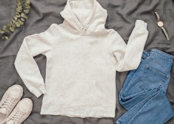 KAIP DĖVĖTI DŽEMPERĮ SU GOBTUVU – STILIAUS IR MADOS VADOVAS