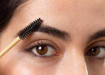 Antakių dažymas: kaip tinkamai pasirinkti reikalingas priemones?