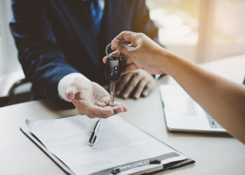 Naudoto automobilio pirkimas: kaip nusiderėti iki 20 procentų jo kainos?