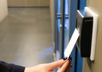 Į ką reikia atkreipti dėmesį renkantis kortelių skaitytuvą?