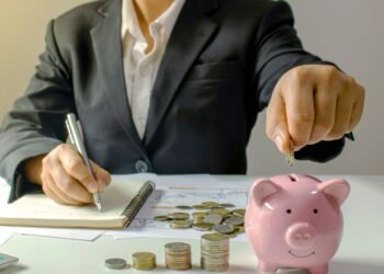 Kodėl jūsų verslui reikalinga atskira sąskaita finansinei sėkmei?