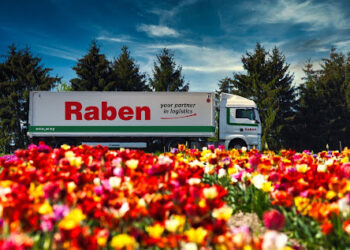 Kaip veikia krovinių sekimo sistemos? Realaus laiko informacija, skaidrumas ir klientų pasitikėjimas