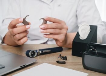 Klausos aparatų priežiūra: kaip užtikrinti ilgą tarnavimo laiką?