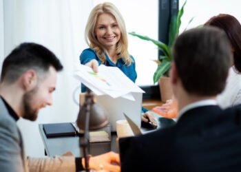 Kodėl verta pasinaudoti specialistų pagalba MB steigimo procese?