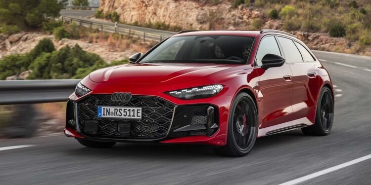Naujasis Audi RS5 – ar hibridinės technologijos pagaliau leis įveikti BMW M3?