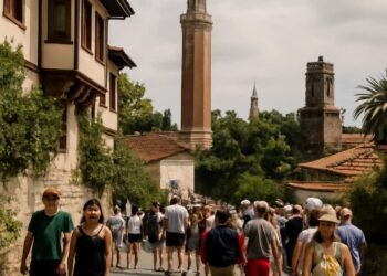 Savarankiška kelionė į Antaliją: atraskite Turkijos perlą