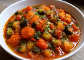 Receptas: Vegetariškas daržovių troškinys su avinžirniais